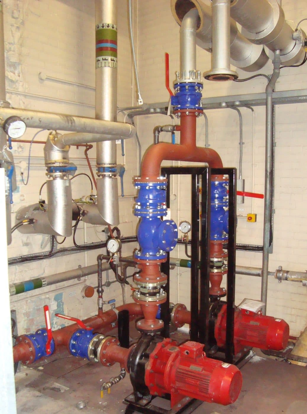 Dual Pump Station Overview pipework and gauges - Hot Water - Modifications Government Facility